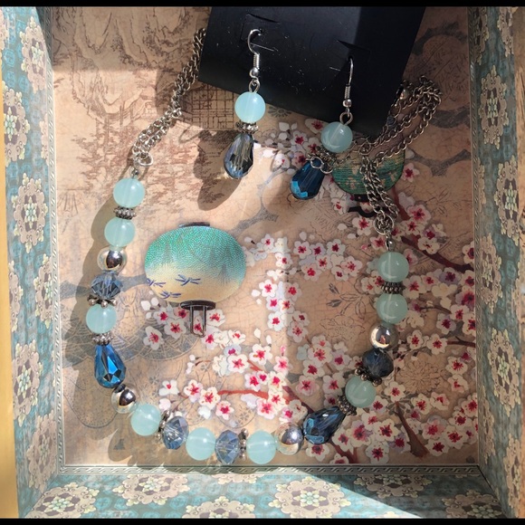 3 Set Jewelry Bundle - Picture 2 of 3